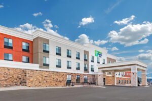 IHG Holiday Inn Express Trinidad