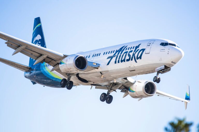 Reg:N558AS, Alaska Airlines, Boeing 737-890(WL)